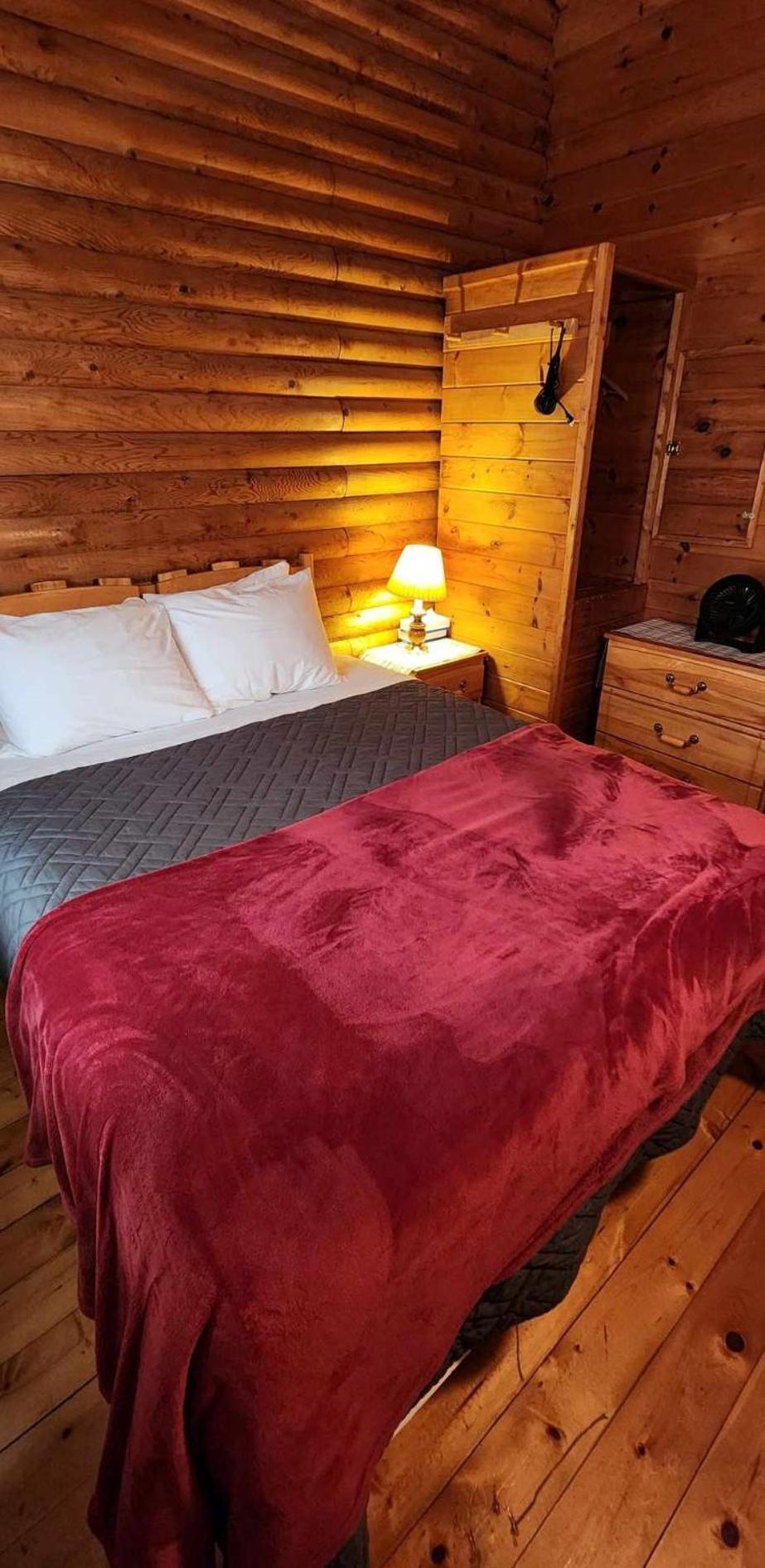 Cajun Cedar Log Cottages Margaree Forks Exterior photo