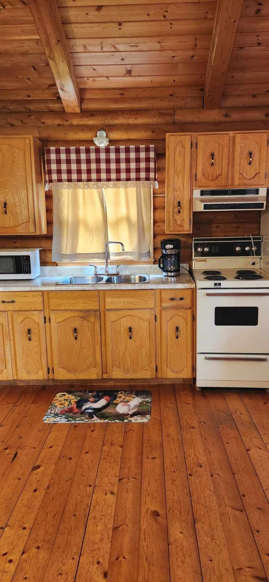 Cajun Cedar Log Cottages Margaree Forks Exterior photo