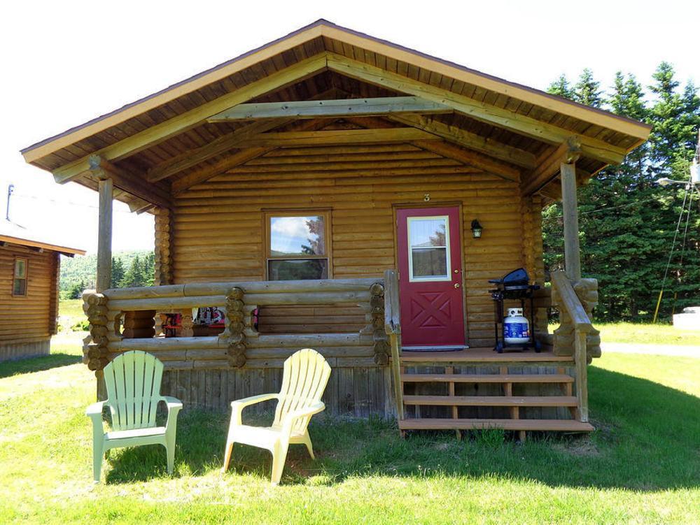 Cajun Cedar Log Cottages Margaree Forks Exterior photo