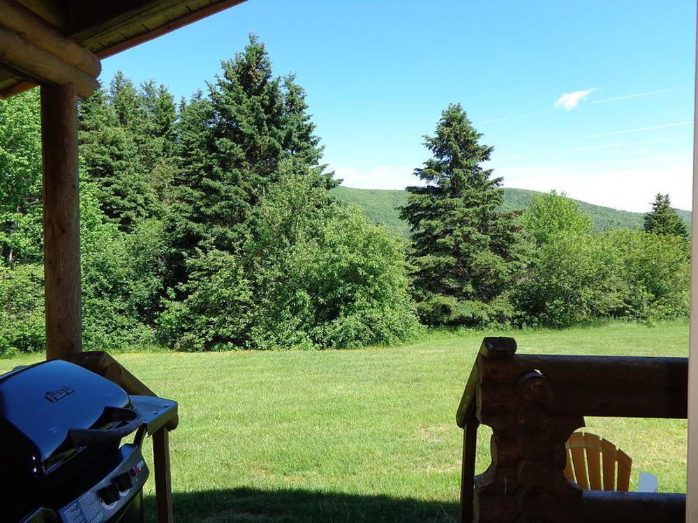 Cajun Cedar Log Cottages Margaree Forks Exterior photo