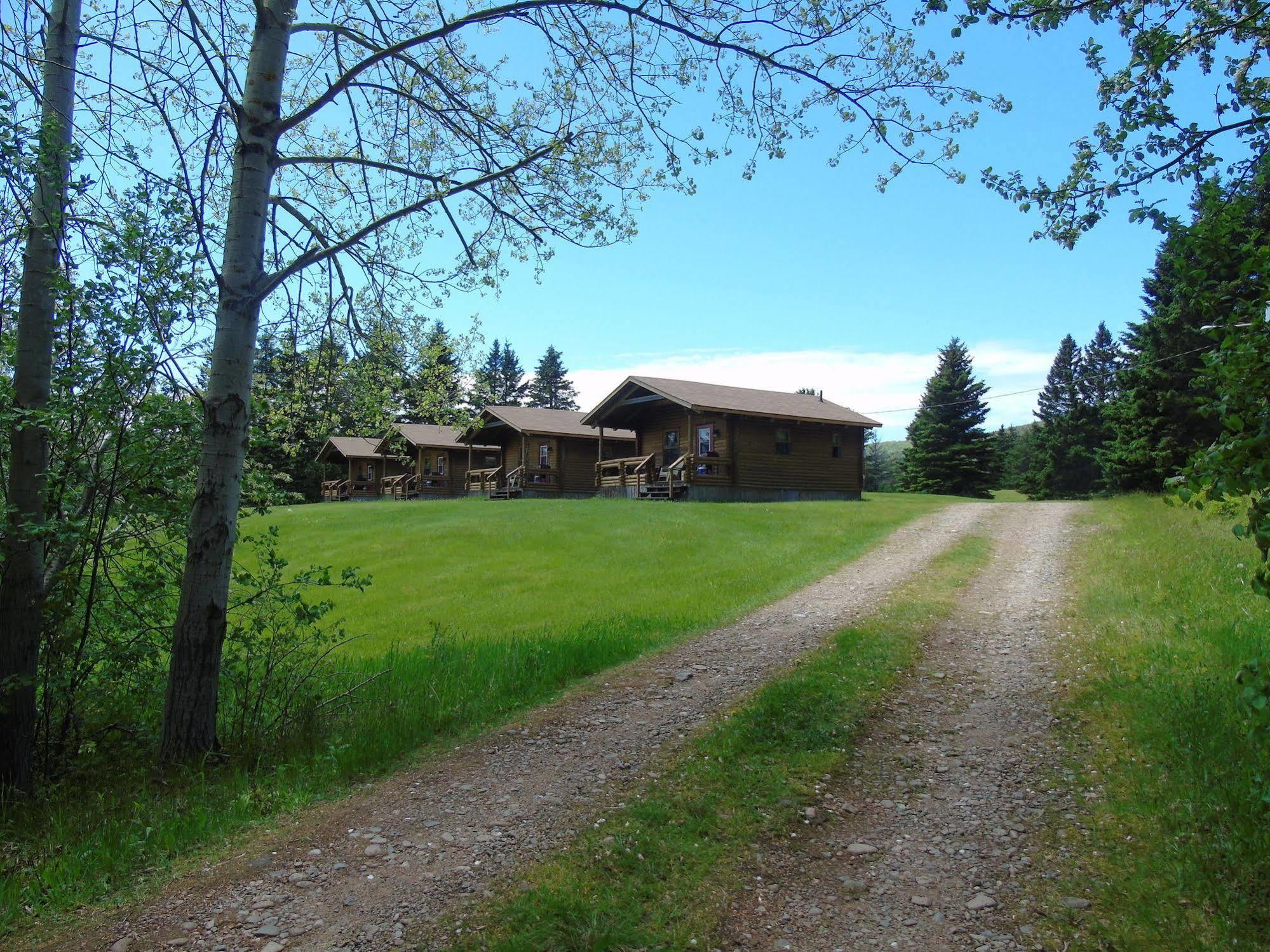 Cajun Cedar Log Cottages Margaree Forks Exterior photo